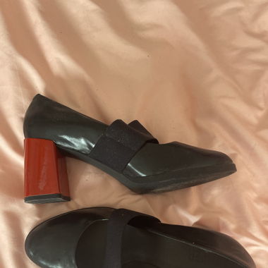 Camper black shoes with red heel