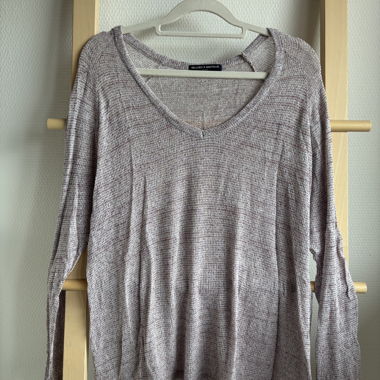 Dünnes Strickshirt