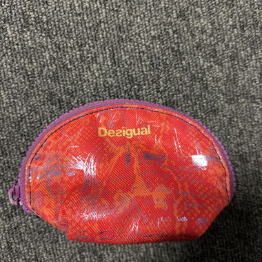 Portamonete Desigual rosso a fantasia