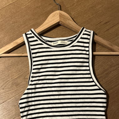 Gestreiftes Top