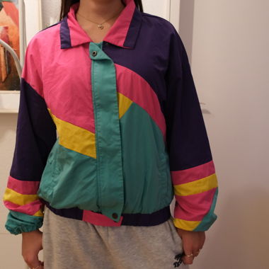 COLORFUL JACKET 80s FASHION