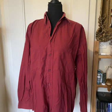 Oversized rotes Hemd