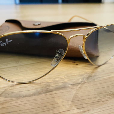 Ray-Ban Aviator Sunglasses