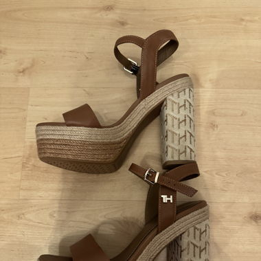 Tommy Hilfiger High Heels, Grösse 39