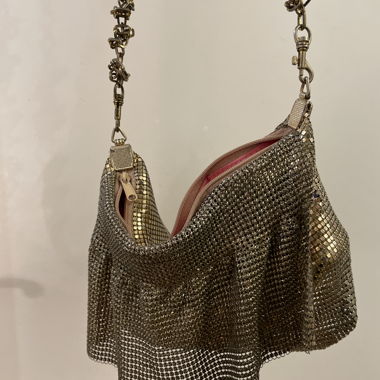 goldige clutch handtasche