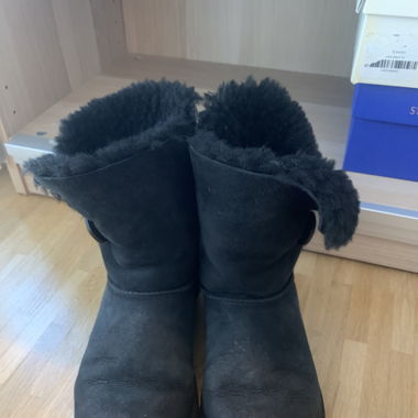 UGG Grösse 38