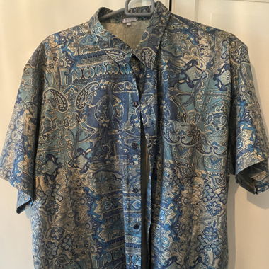 turquoise shirt