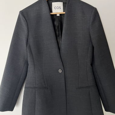 Blazer COS hourglass