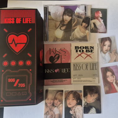 Kiss of Life Album und Lightstick set 7 Photocards