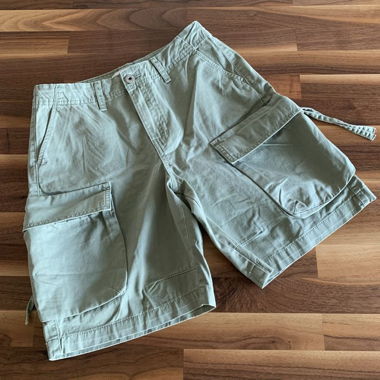 Pull & Bear Bermuda / Grün