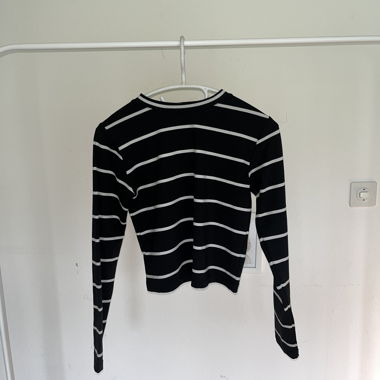 Maglia a maniche lunghe a righe