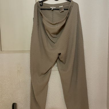 Maternity trousers