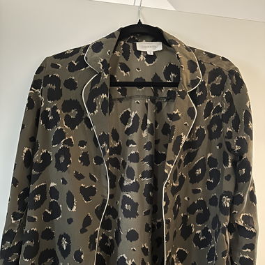 Chemise léopard kaki Grâce & Mila 