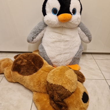 Grande coppia peluche: pinguino e cane