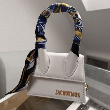 Jacquemus Le Chiquito Shoulder Bag