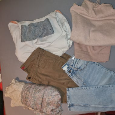 KLEIDERPAKET Gr. M/38 Div.Marken