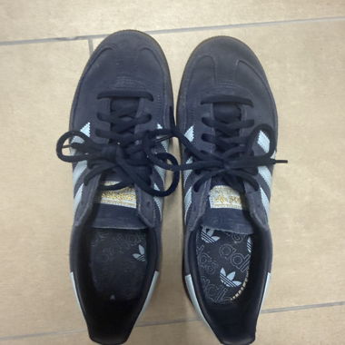 Adidas Spezial Sneakers