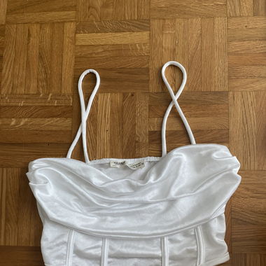 Haut satin corset blanc 