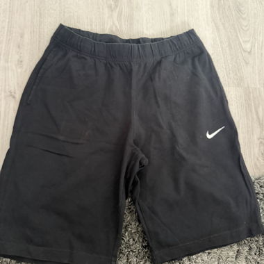 Short Nike L