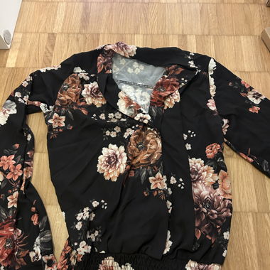 Zebra Bluse mit Blumenmuster, Grösse S