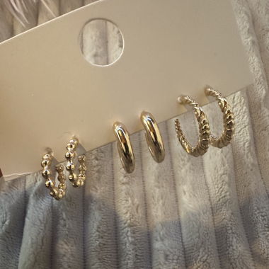 Drei Kleine Hoops Ohrringe (Nicht echt)