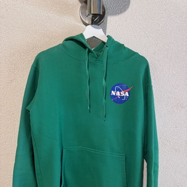 Sweat à capuche vert NASA