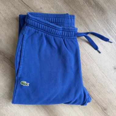 Blaue Lacoste Jogginghose
