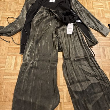Zara Set aus Jacke und Hose