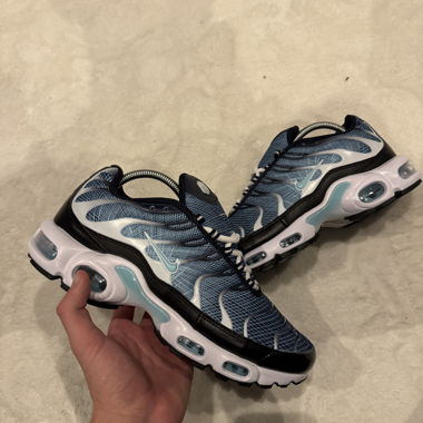 Tn obsidian