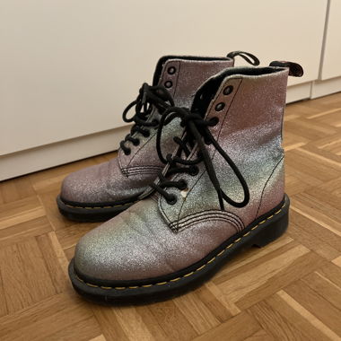 Dr. Martens rainbow