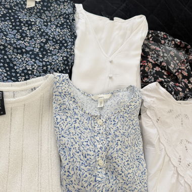 Blouse Set with Floral Pattern