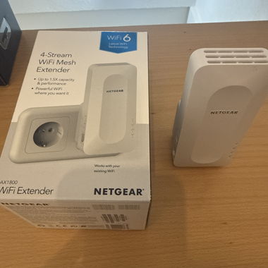 NETGEAR AX1800 EAX15 WiFi-Repeater