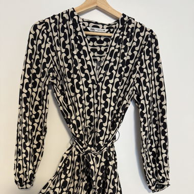 Zara kleid