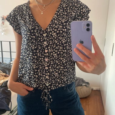 nay Floral-Top mit Knöpfen