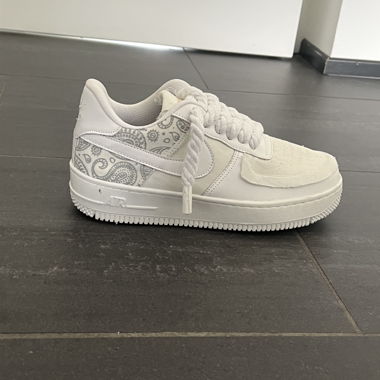 Baskets Nike blanches