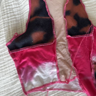 Canotta in mesh rosa-nero