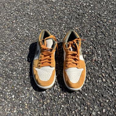 Nike Sneakers orange/cream
