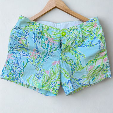 Short Lilly Pulitzer floral