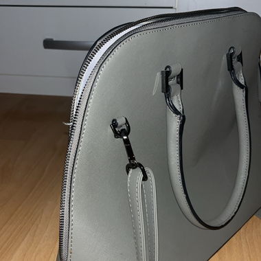 Sac Ara 
