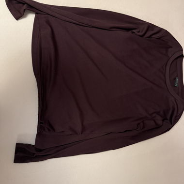 Maniche lunghe rosso scuro 