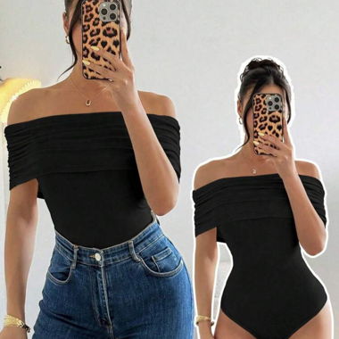 Body noir à épaules dénudées