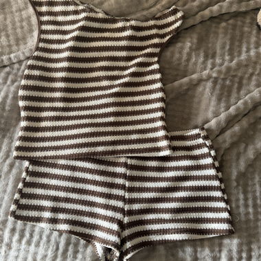Ensemble short et top rayé