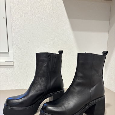 Echtleder Stiefeletten 39