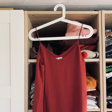 Rotes und Weisses Top