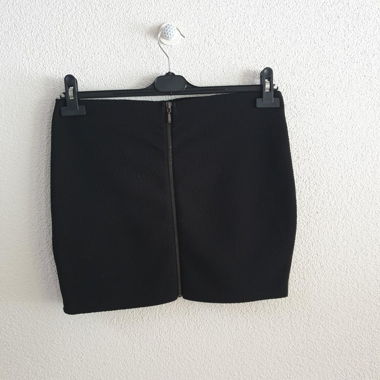 Yendi Black Mini Skirt Zipper