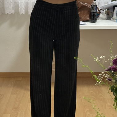 Schwarze Stoffhosen