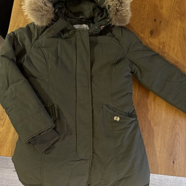 Manteau avec fourrure 