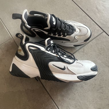 Sneakers Nike Zoom 2K nero e bianco
