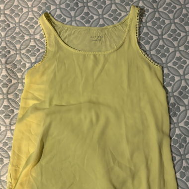 Top sans manches jaune