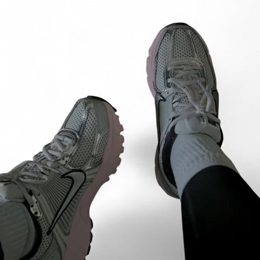 nike vomero 5